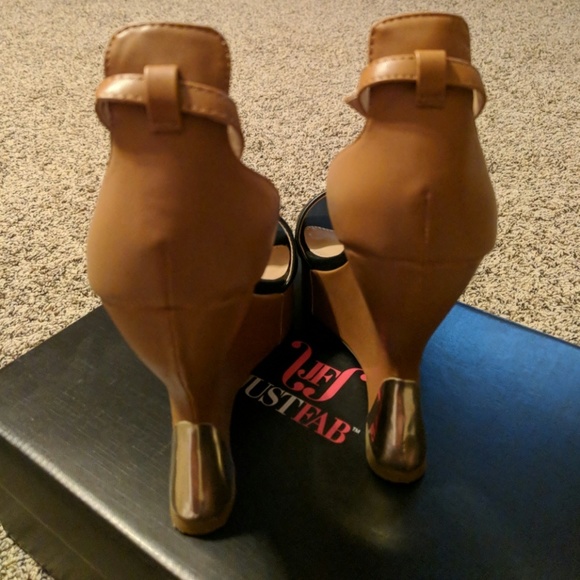 Wedge Shoe - Picture 3 of 5